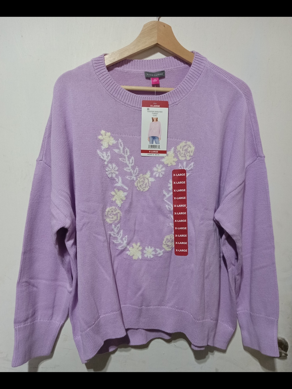 Vince Camuto Lilac Crewneck Sweater with Floral Design